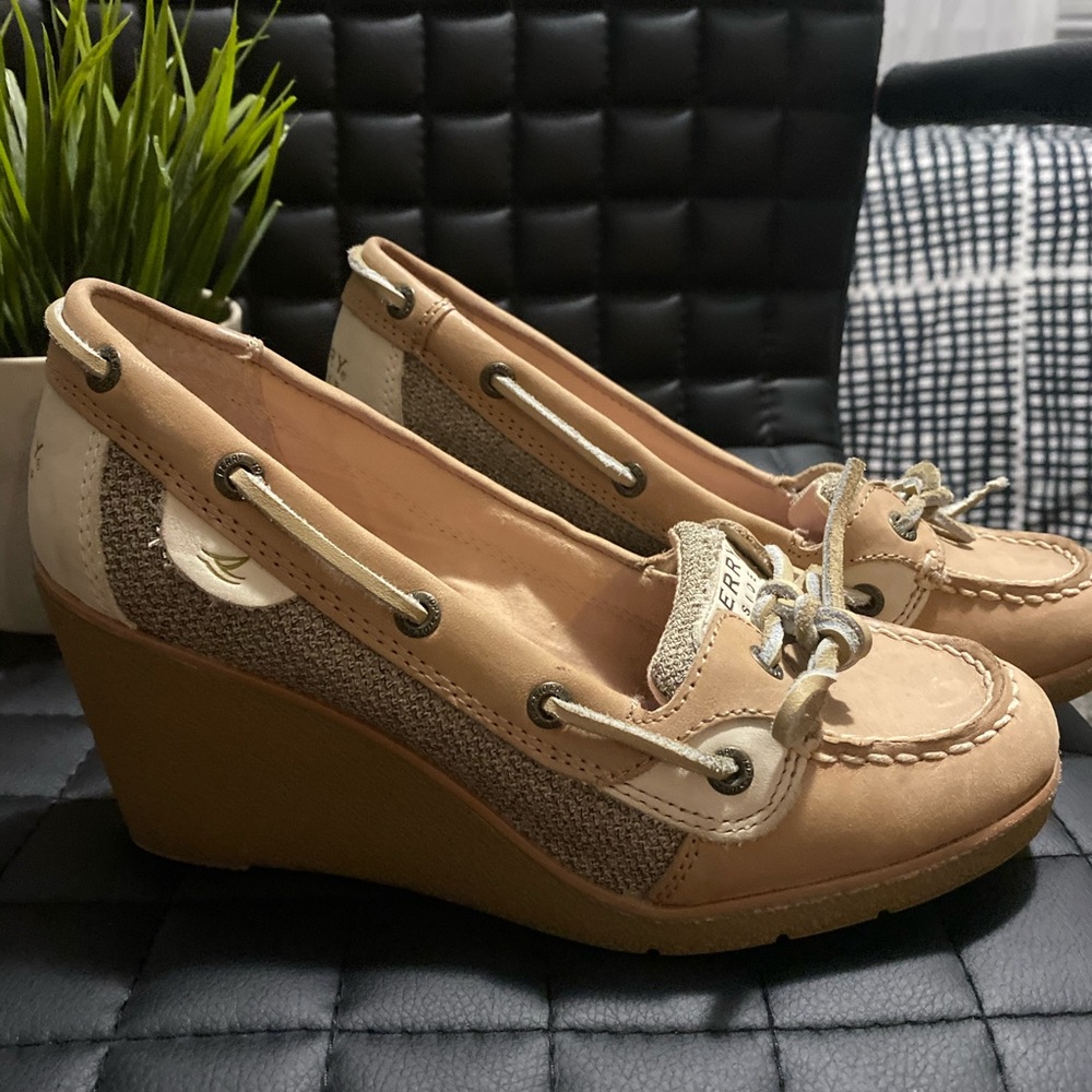 Sperry shoes size 6